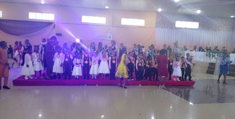 V.S/Price Giving Day. SCHOLARSHIP & HONORARY AWARDS. ISOLOG CAMPUS